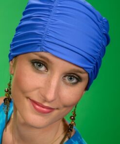 niebieski czepek na basen damski