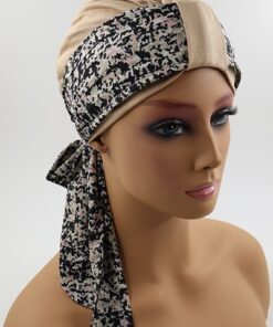 beżowa wzorzysta szarfa