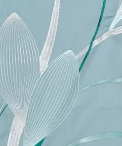 Alternative view of Błękitna pościel satynowa Premium - z szaro miętowym haftem