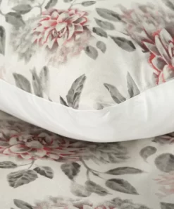 Alternative view of Biała pościel w szaro czerwone kwiaty - Nova Print Satynowa