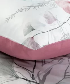 Alternative view of Pościel Eurofirany Premium - biało różowa pościel satynowa w listki miłorzębu