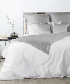Biało szara gładka pościel satynowa bawełniana