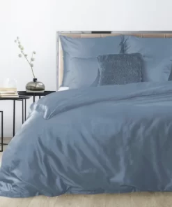 Gładka niebieska pościel z satyny bawełnianej