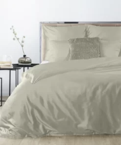 Gładka beżowa pościel z satyny bawełnianej