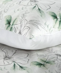 Alternative view of Biało zielona satynowa pościel w kwiaty – Classic