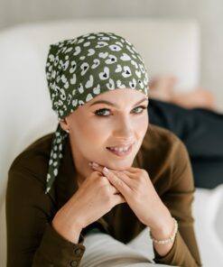 zielona chustka na głowę elegancka po chemioterapii