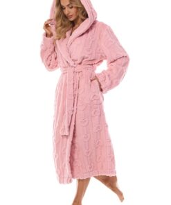długi różowy szlafrok damski ciepły