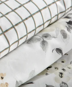 Alternative view of Satynowa pościel biało szara w kwiaty