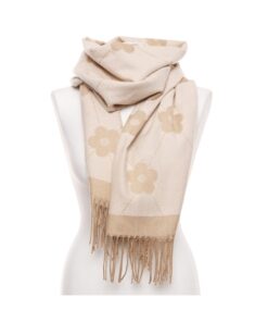 kremowy szal w kwiatki