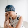 kobiecy turban po chemioterapii niebieski