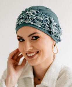 niebiesko zielony turban po chemii