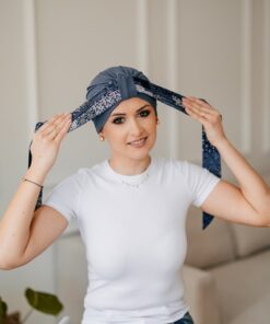 Alternative view of Szarfa Nell silk – granat kwiatowy wzorek mix