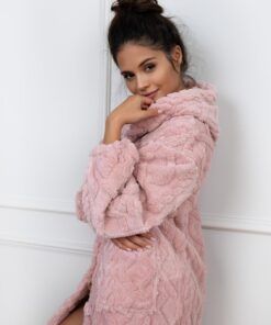 różowy długi szlafrok damski elegancki na guziki