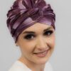 elegancki śliwkowy turban po chemioterapii
