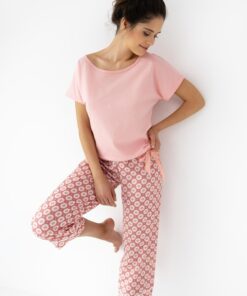 Piżama damska Sensis Lydia krótki rękaw spodenki 3/4 łososiowa