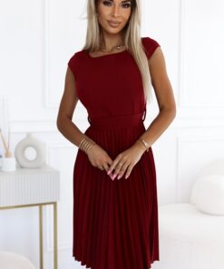 Alternative view of Sukienka plisowana krótka z paskiem do wiązania bordowa