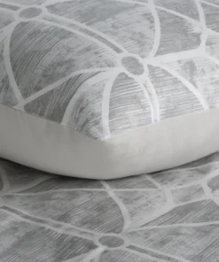 szara pościel satynowa