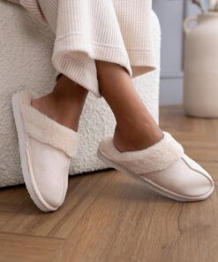 Kapcie damskie Sensis Tiffanny zakryte palce beżowe