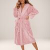 różowy szlafrok damski midi za kolana do łydek z kapturem miękki
