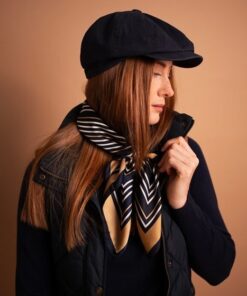 elegancka satynowa apaszka damska paski beż czarny