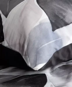 Alternative view of Biało szara pościel w grafitowe liście Bawełniana Satynowa Polska