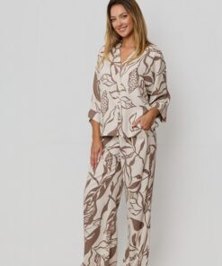 piżama damska rozpinana o swobodnym kroju