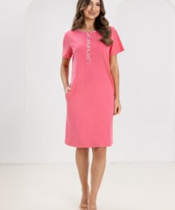 Alternative view of Koszula nocna Regina z krótkim rękawem rozpinana malinowa