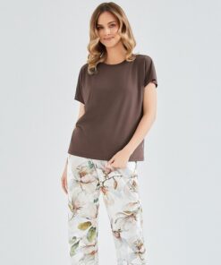 Piżama damska Taro krótki rękaw spodnie 7/8 w kwiaty czekolada