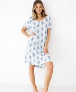 Alternative view of Koszula nocna Sensis krótki rękawek przed kolana biało niebieska