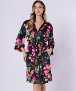 Cienki Satynowy Szlafrok damski Leveza czarny w kolorowe kwiaty