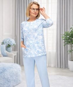 Piżama damska do szpitala Martel rękaw 3/4 Rozpinana błękit róże