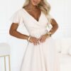 Elegancka rozkloszowana sukienka midi jasno beżowa - obrazek 4